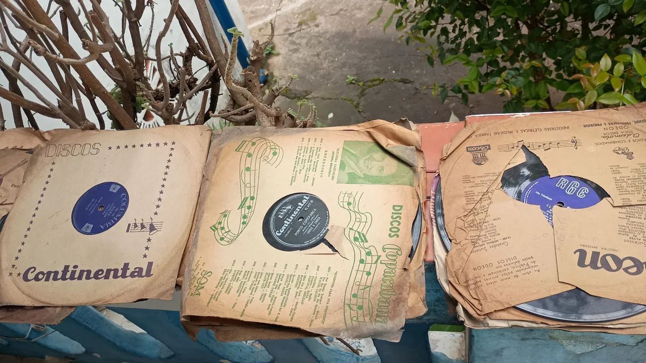 Discos de Vinil Antigos - Coleção Usada - Ótimo Preço