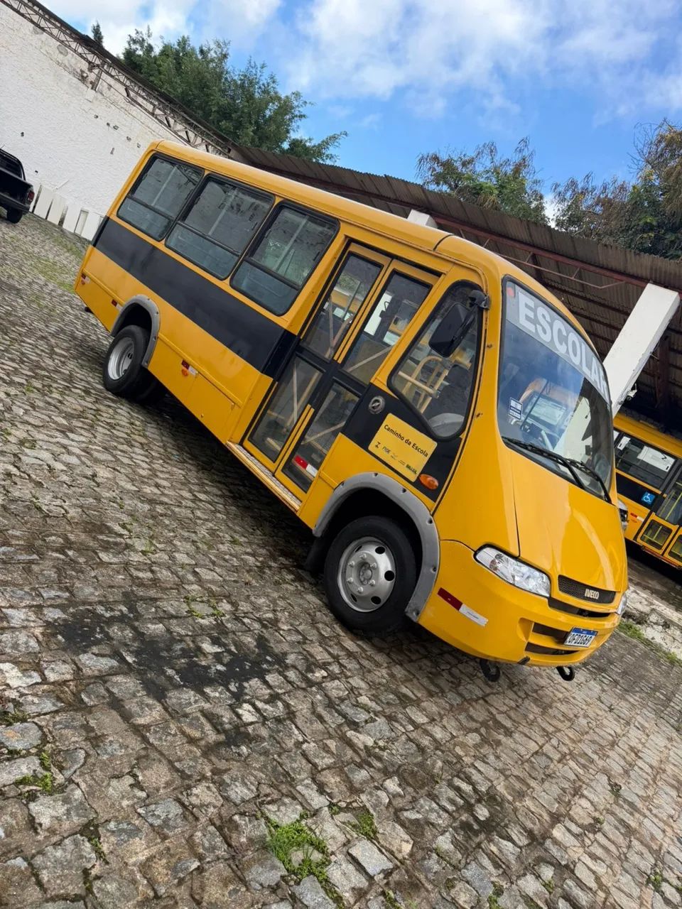 Microônibus Iveco City class 70c16 - Foto 2