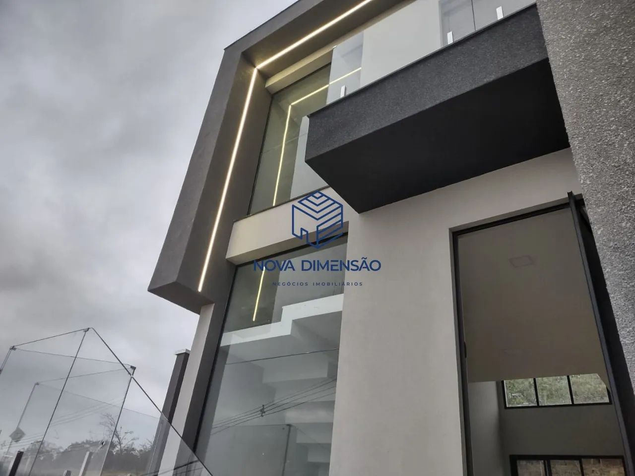 Casa com 3 dormitórios à venda, 236 m² por R$ 2.650.000,00 - Recanto dos Eucaliptos - São  - Foto 3