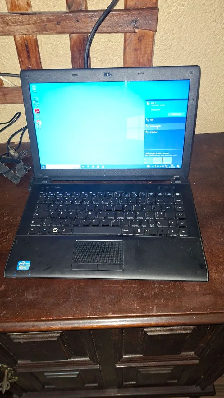 Notebook i3 8 gigas