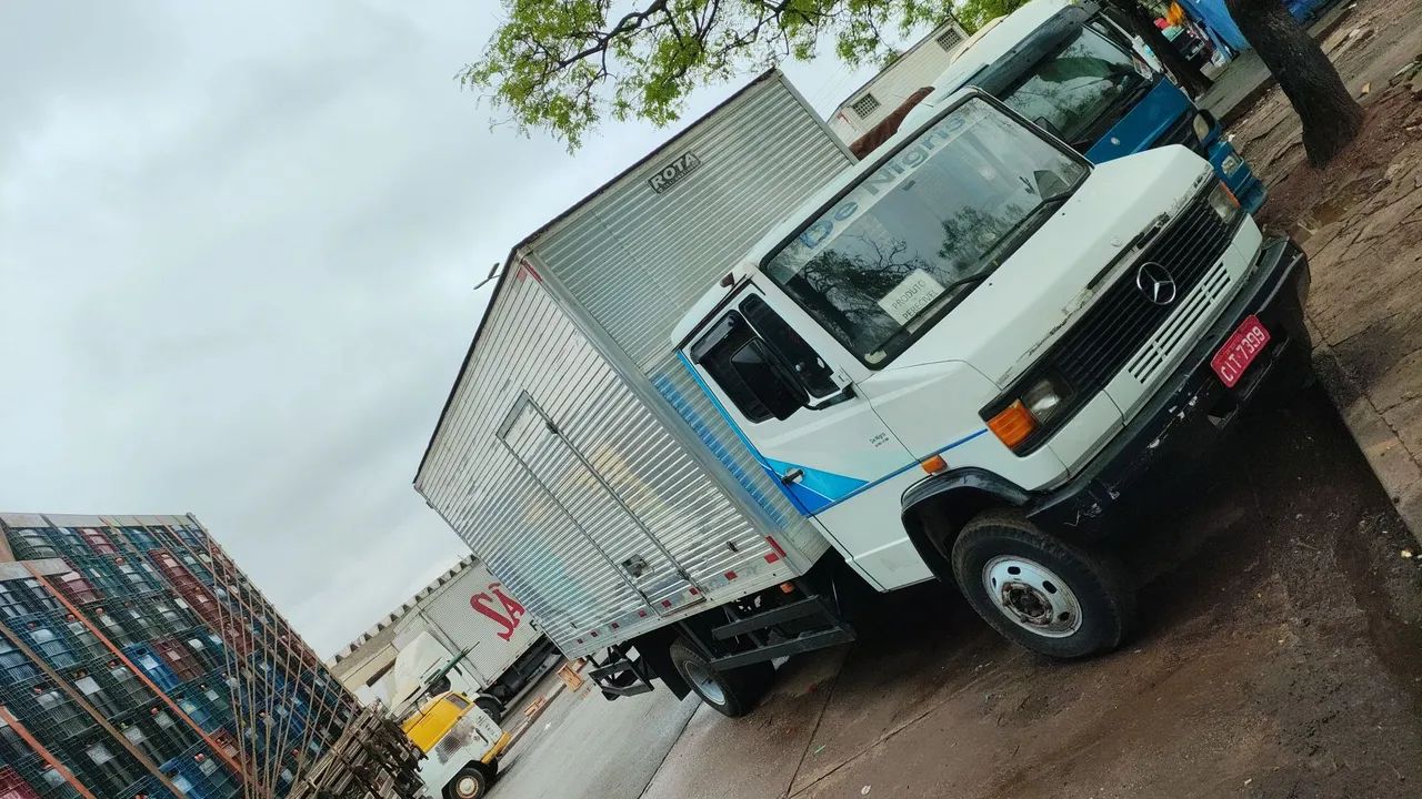 MB 914L - Foto 2