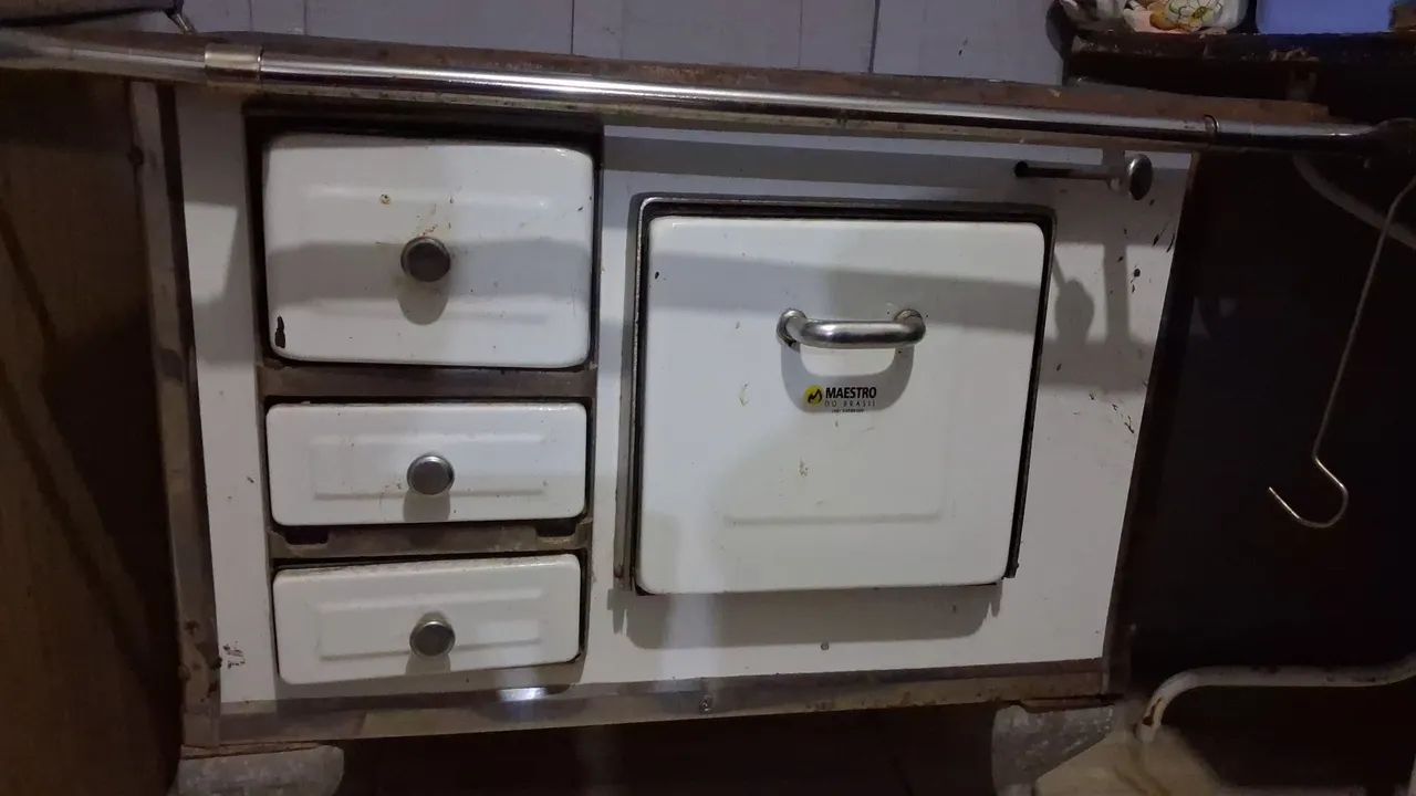Fogão a lenha 