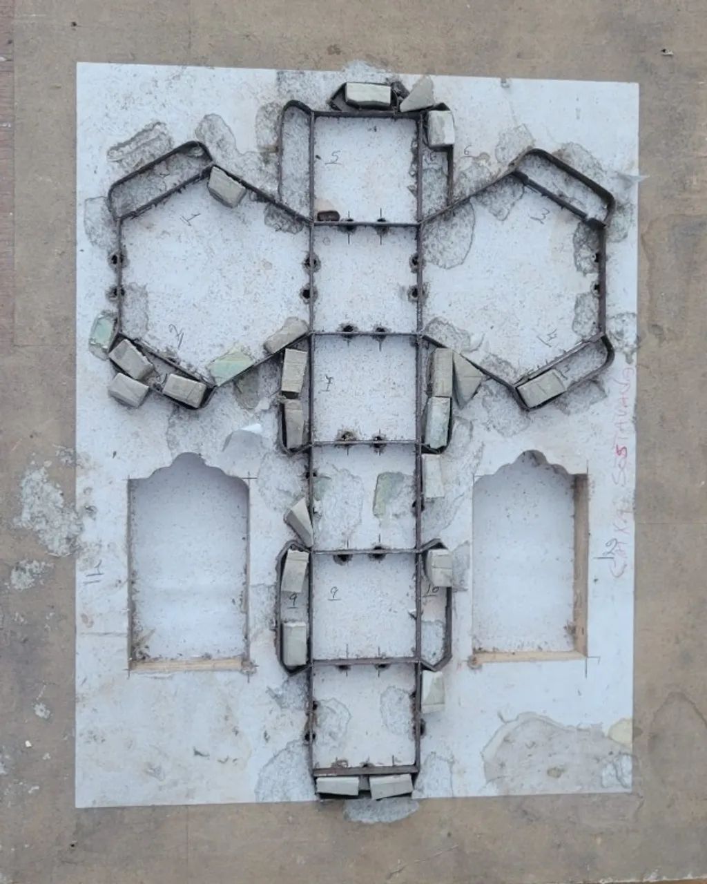 FACA DE CORTE E VINCO