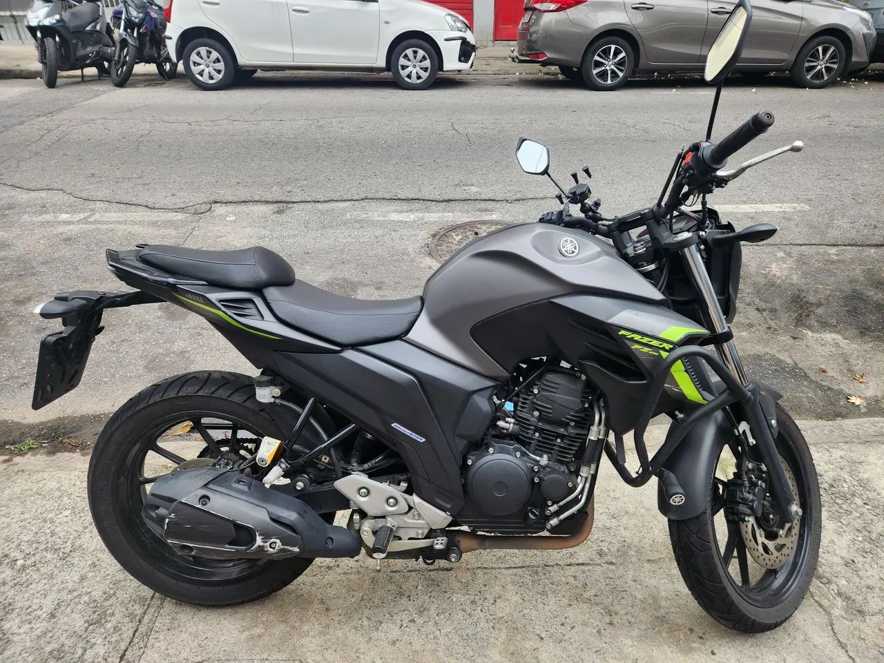 lFZ25 2024 Cinza  - Foto 3