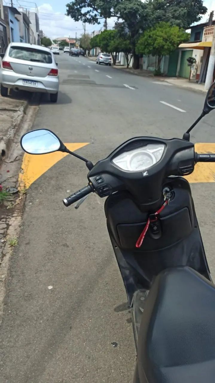 Honda Lead  - Foto 3