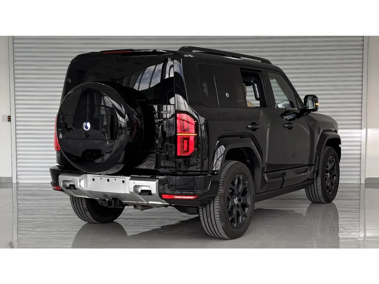 Denza B5 SUV híbrido plug-in, foto 5 de 14
