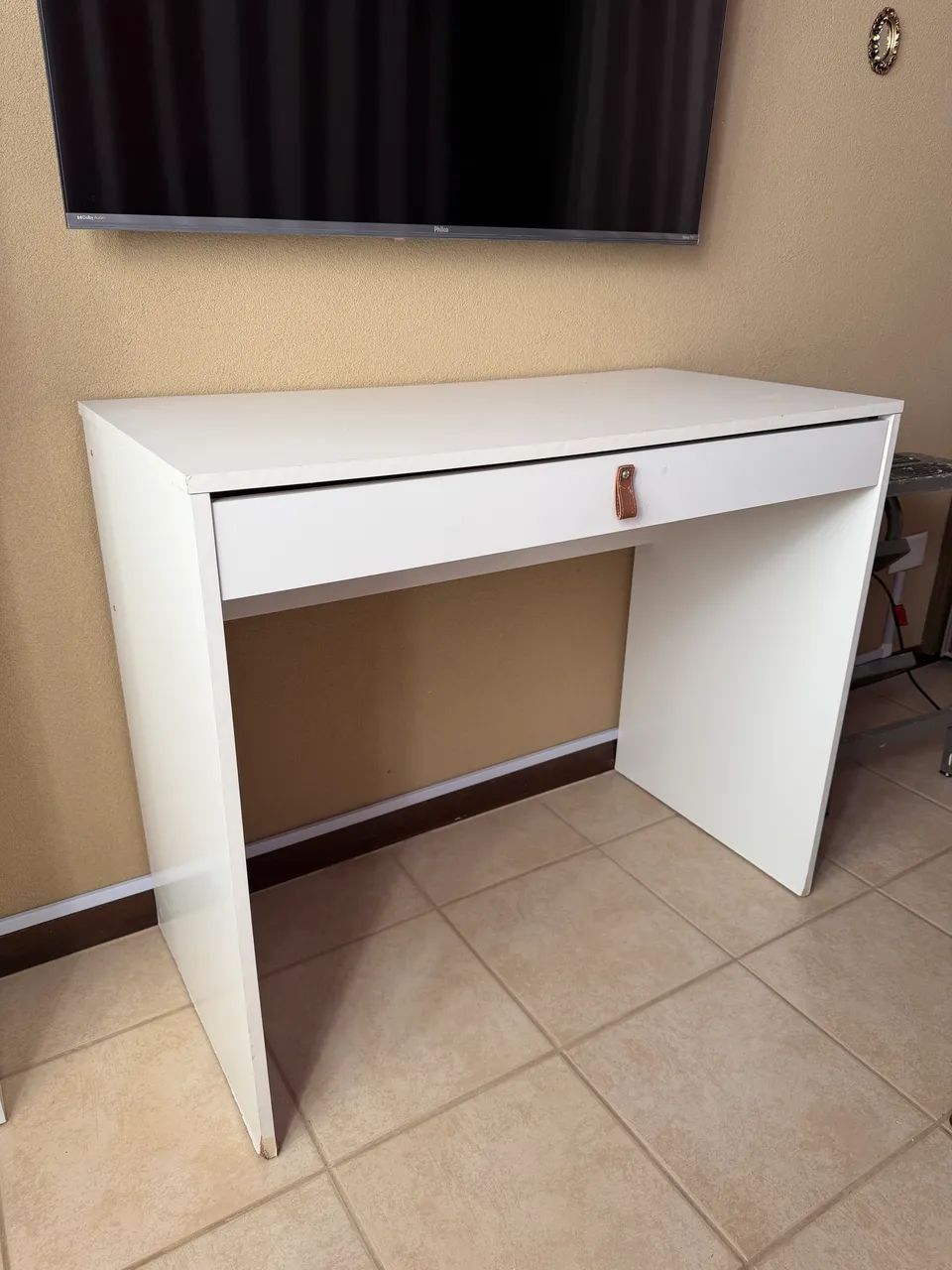 Mesa - escrivaninha/nail designer/penteadeira 