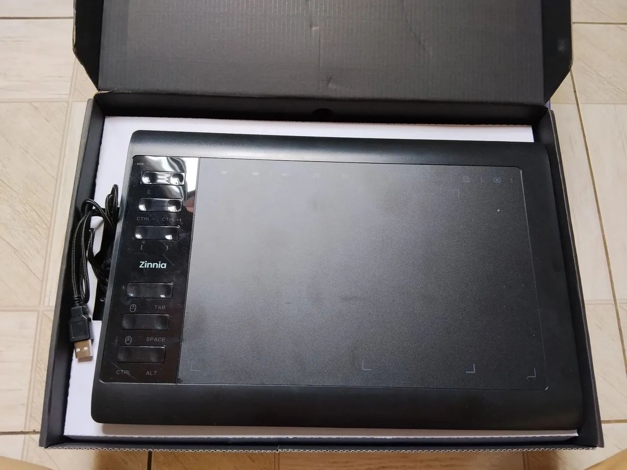 Mesa digitalizadora Momentum MT1060 - Foto 2
