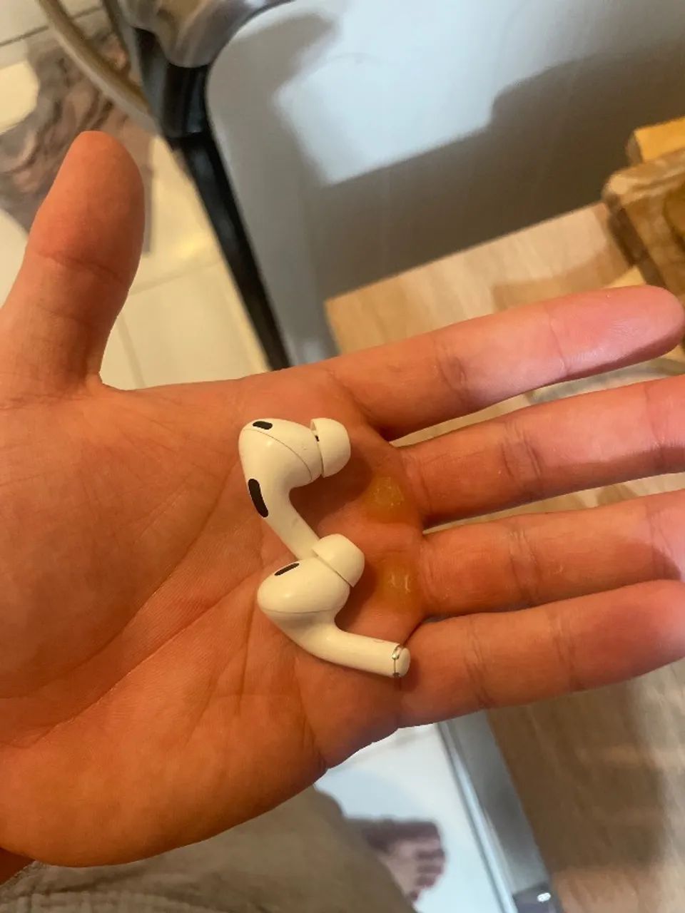 Airpod Pro 2 - 2 anos de uso - Foto 3