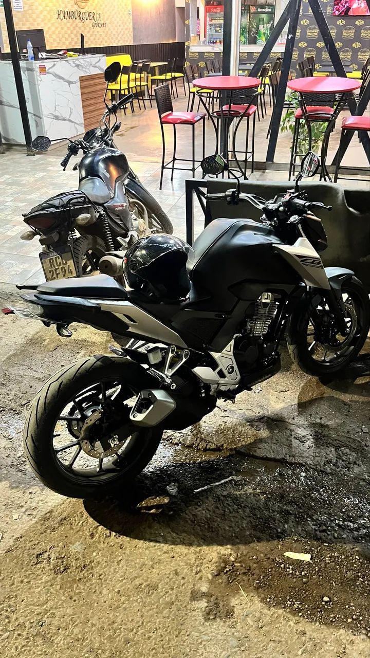 CB 300f 2026 ZERADA! - Foto 3