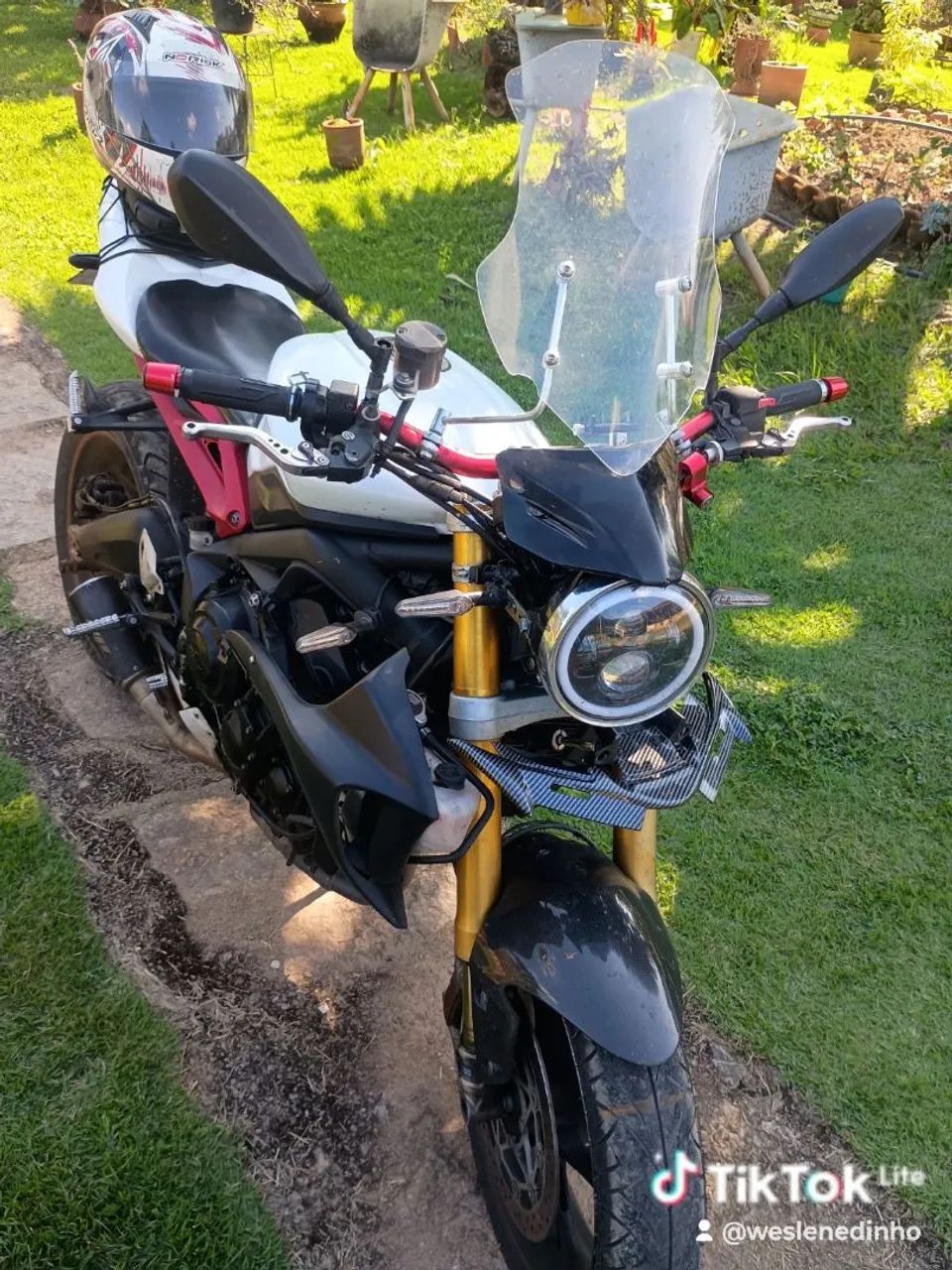 Vendo Triumph 128 c