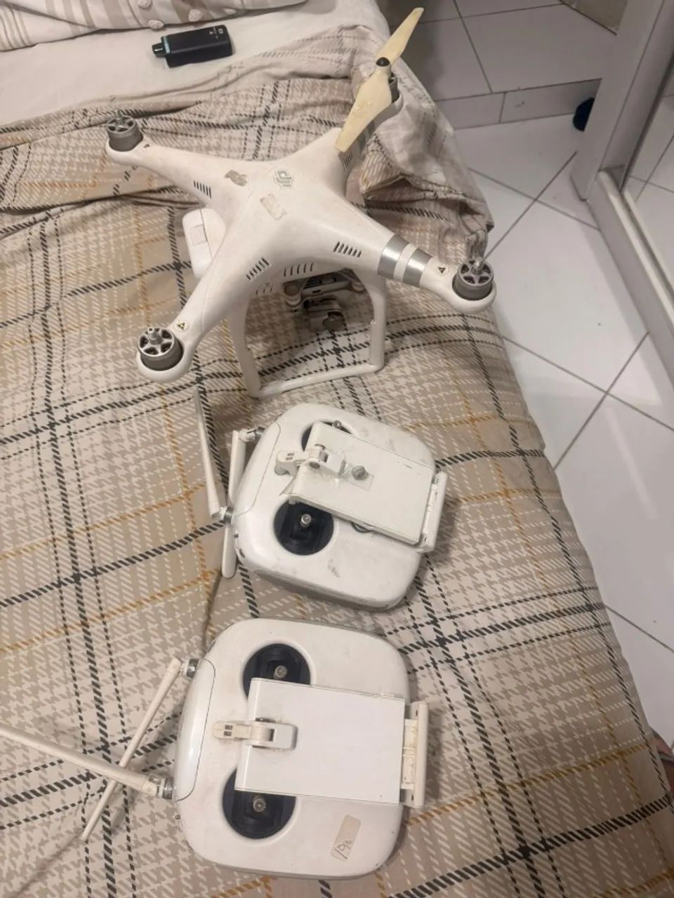 dji phatom 3 adv - Foto 2