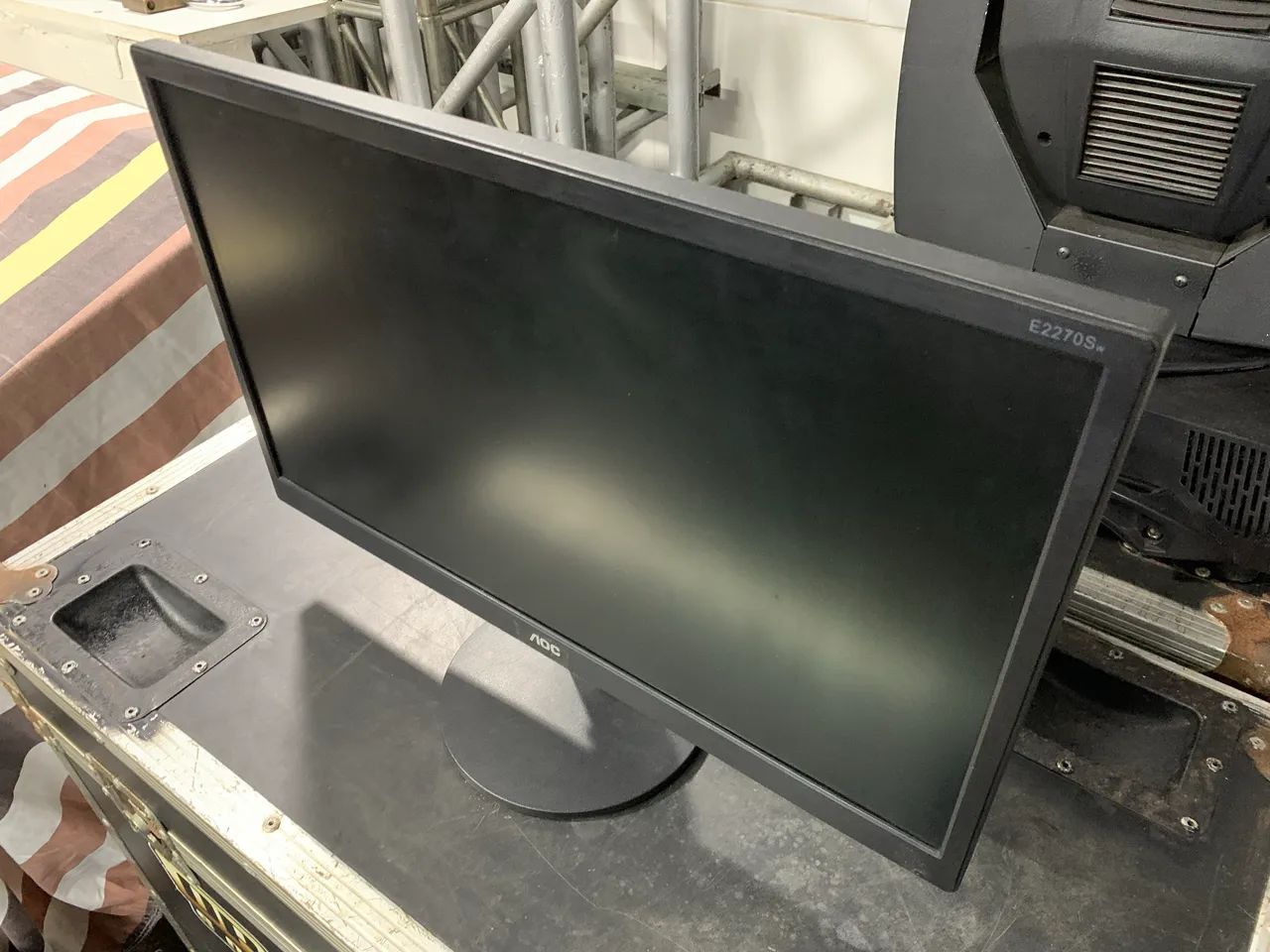 Vendo Monitor AOC 19 polegadas.
