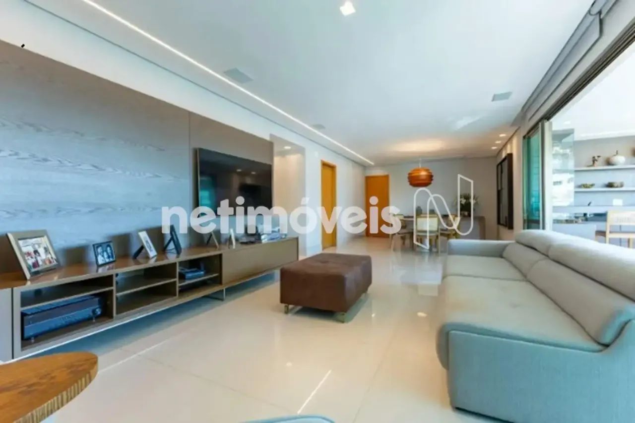 Apartamento 4 Quartos à Venda | 178 m²; | 2 Suítes | 4 Vagas | Santo Agostinho
