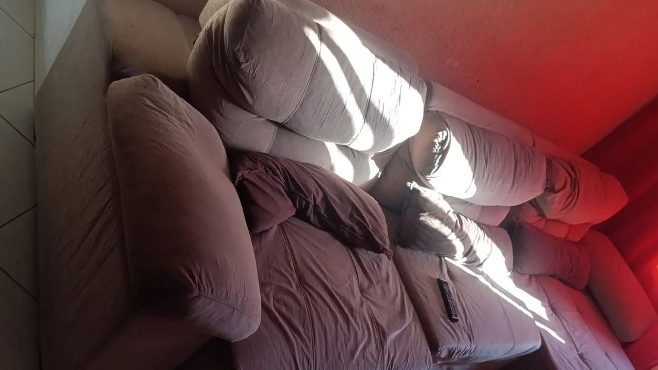 Sofá retrátil 3 lugares só retirada 