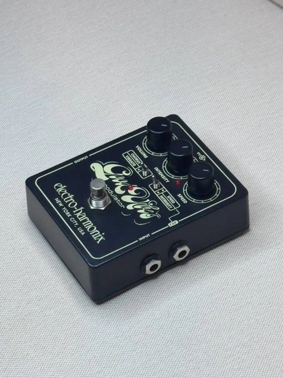 PEDAL ELECTRO-HARMONIX GOOD VIBES - UNI-VIBE - Instrumentos