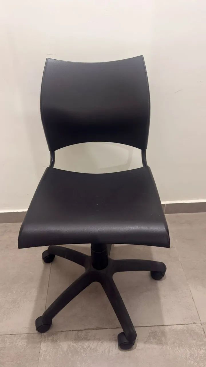 Cadeira de Escritório - Tok Stok - Foto 2