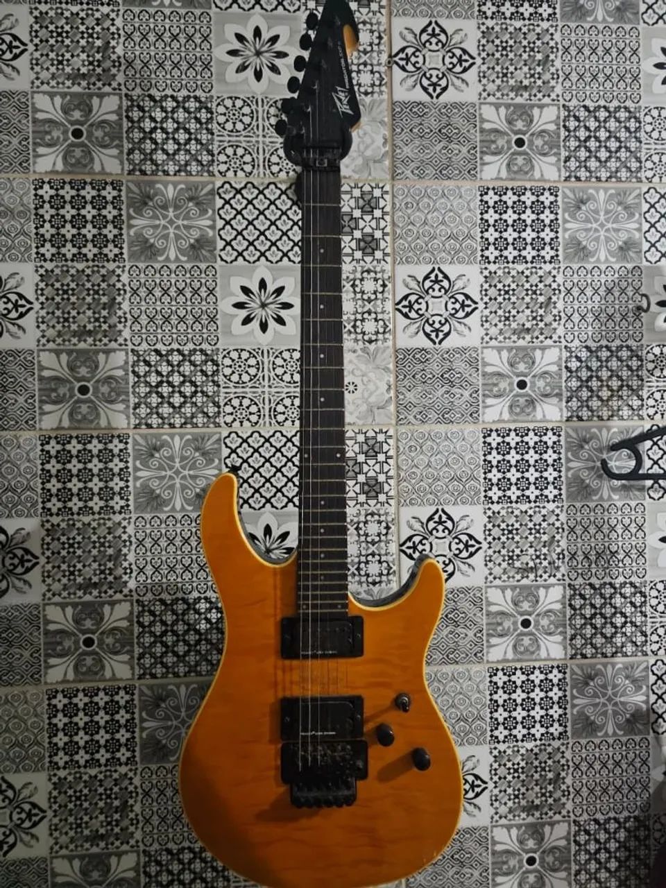 Guitarra Peavey PREDATOR EXPII  - Foto 3