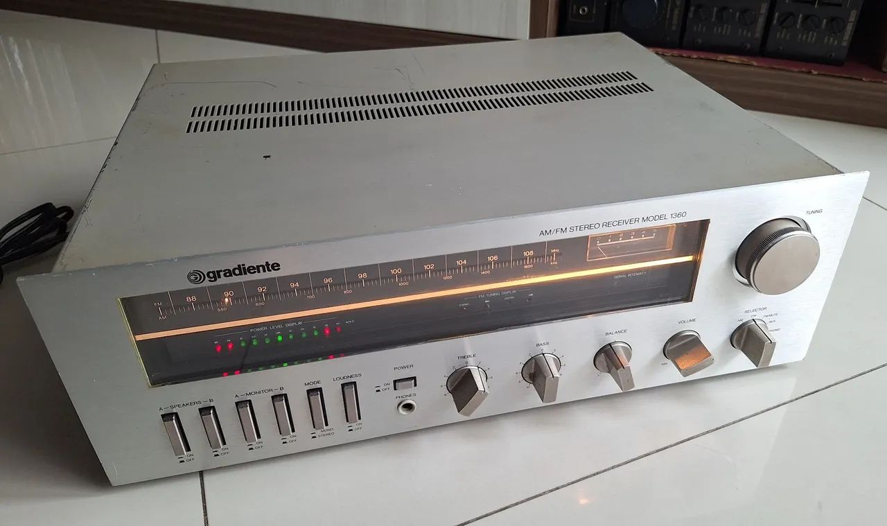 RECEIVER GRADIENTE MODEL 1360  - Foto 4