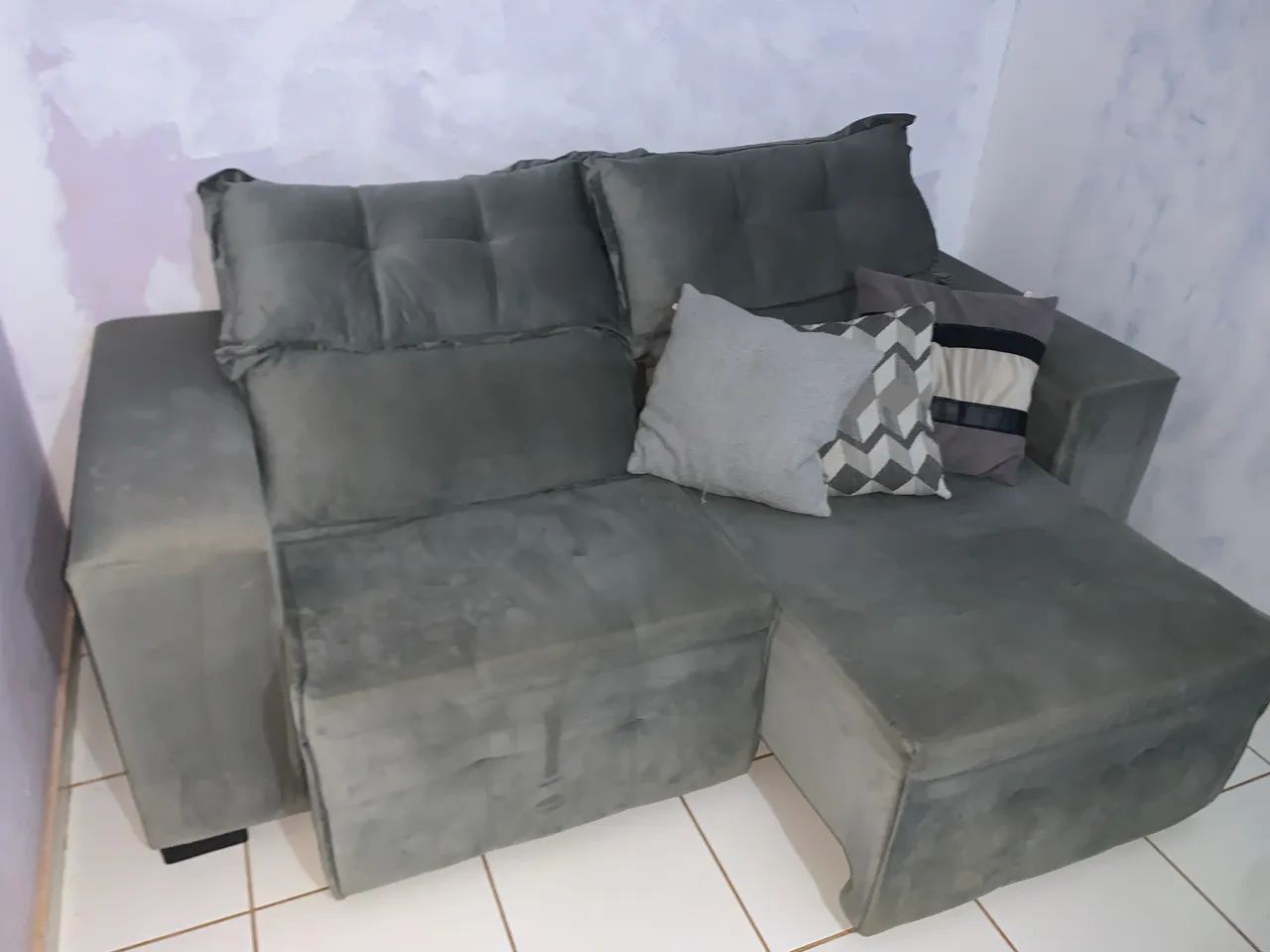 Vende-se sofá retrátil e reclinável 