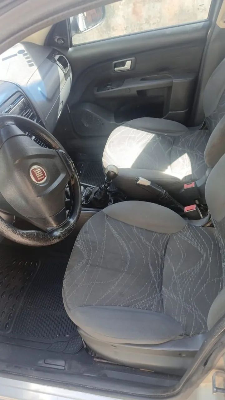 Fiat Siena Siena EL 1.0 mpi Fire Flex 8V 4p 2013