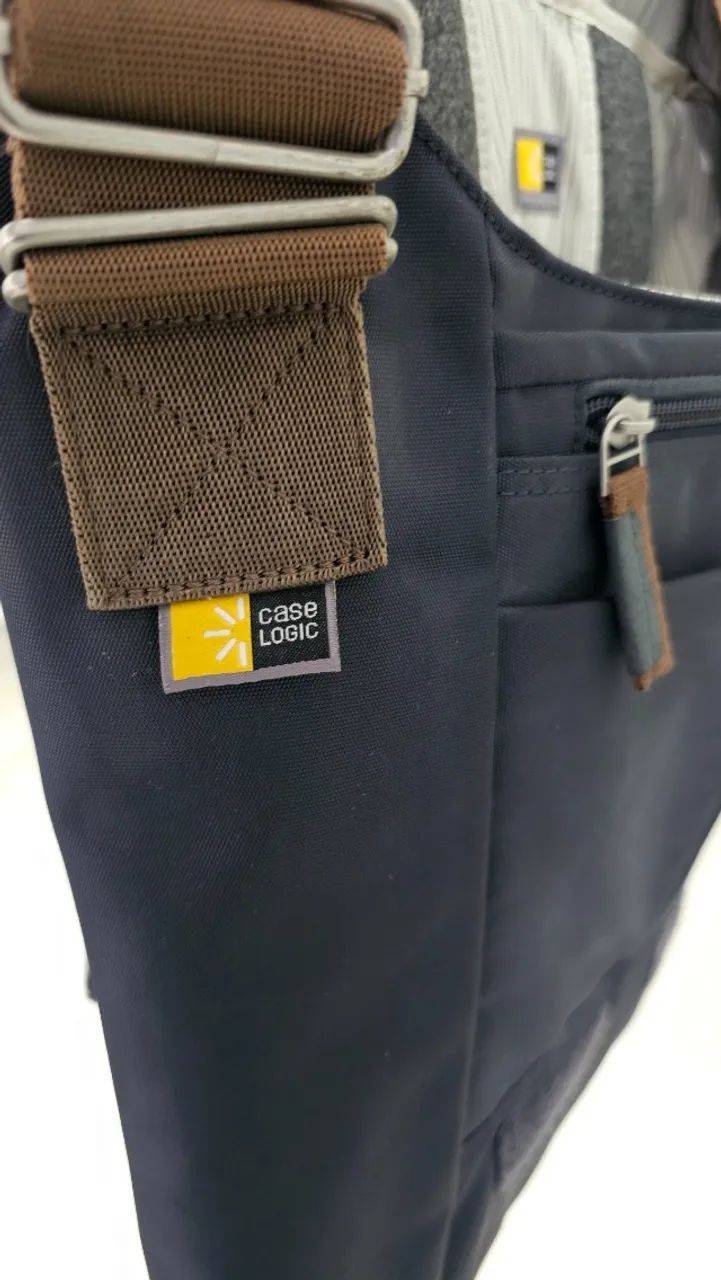 Bolsa Transversal CASELOGIC azul fosco - Foto 4