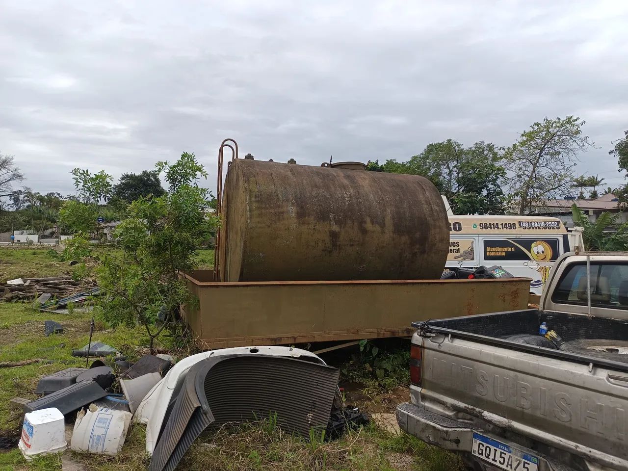 Tanque combustível 