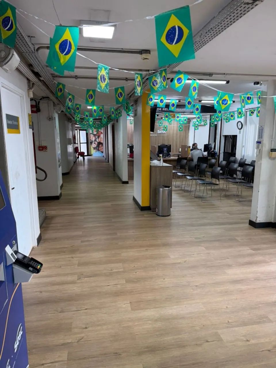 Instalação de Carpete, Piso Vinílico e Rodapé RJ - Foto 2