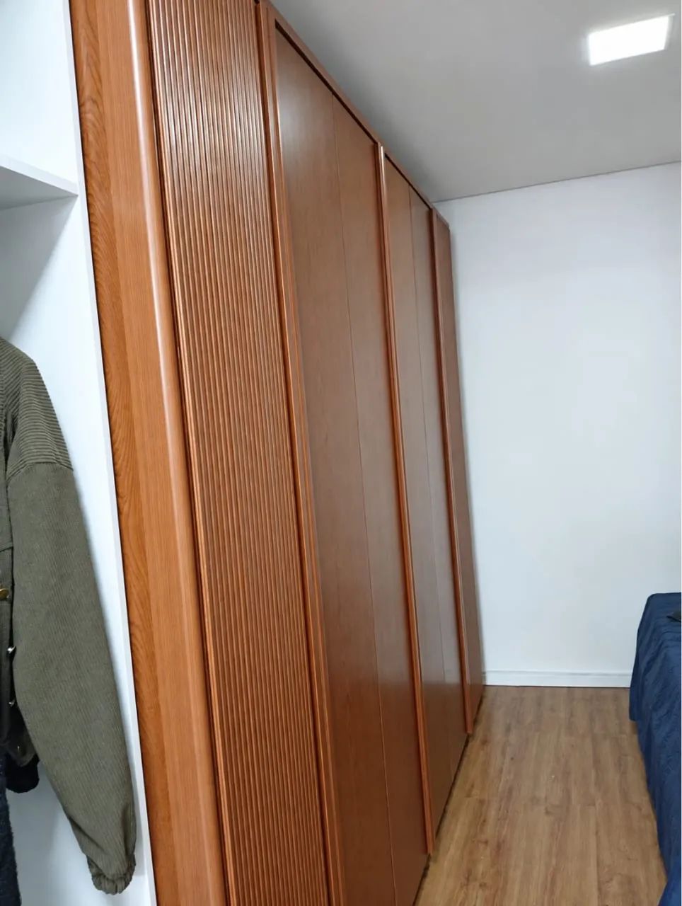 Guarda roupa novíssimo á venda - Foto 3