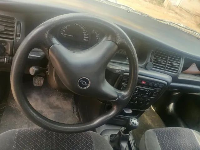 Chevrolet Vectra Vectra CD 2.2 16V / 2.0 16V Mec./Aut. 1998