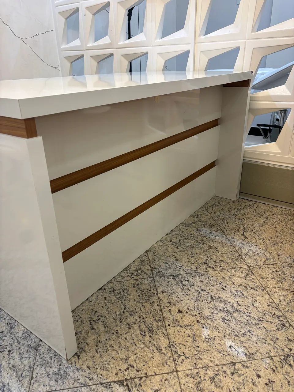 MESA DE ESCRITÓRIO/CONSULTORIO