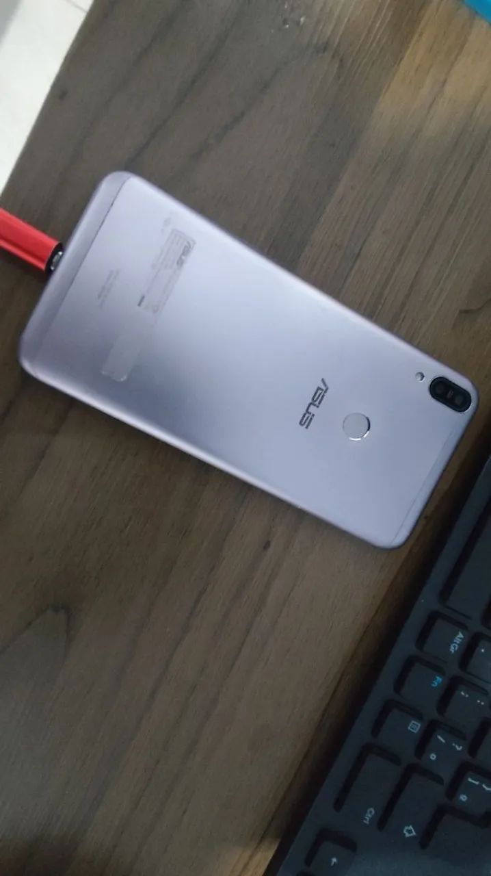 ASUS SENFONE PRO M1 - Foto 4