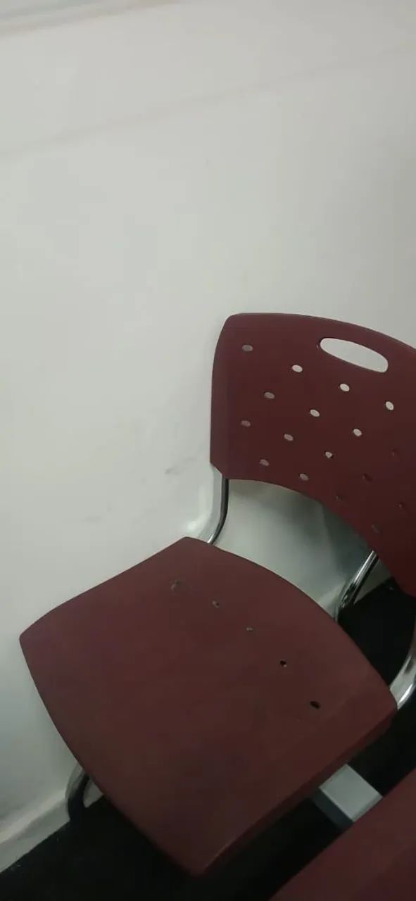 Longarinas três lugares plásticas  - Foto 4