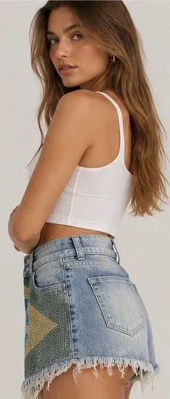 Shorts Jeans Brasil com Strass - Copa do Mundo - Foto 4