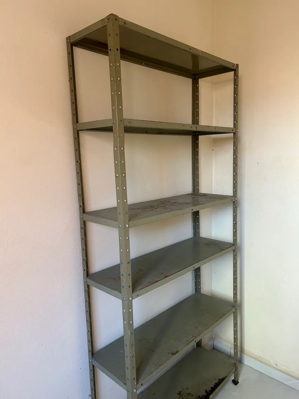 Prateleira de aço 