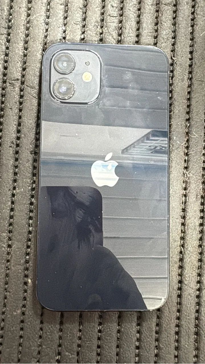 iPhone 12