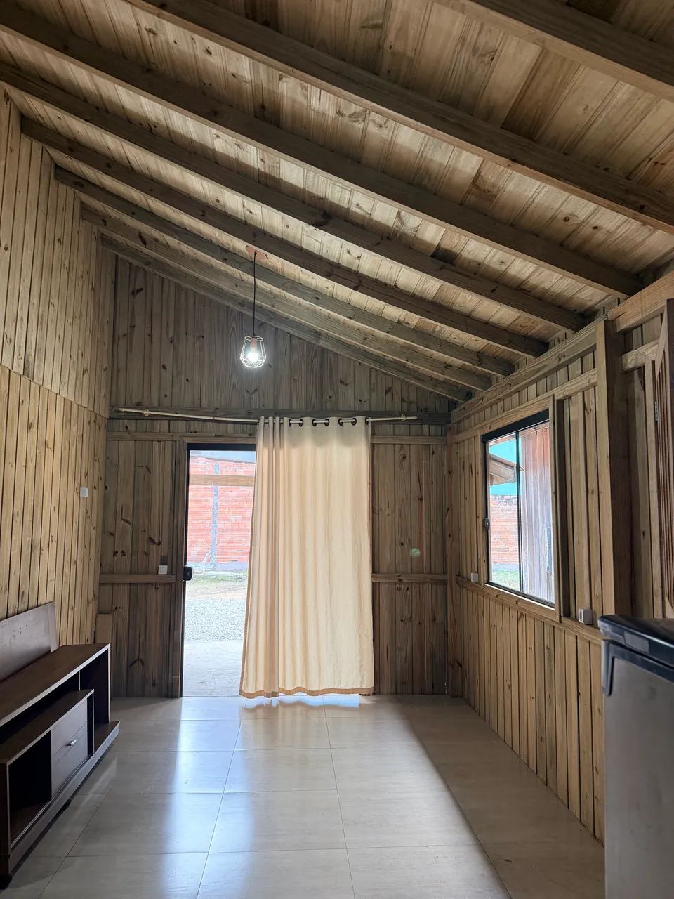Alugo casa no centro de Imbituba proximidade da praia da vila - Foto 4