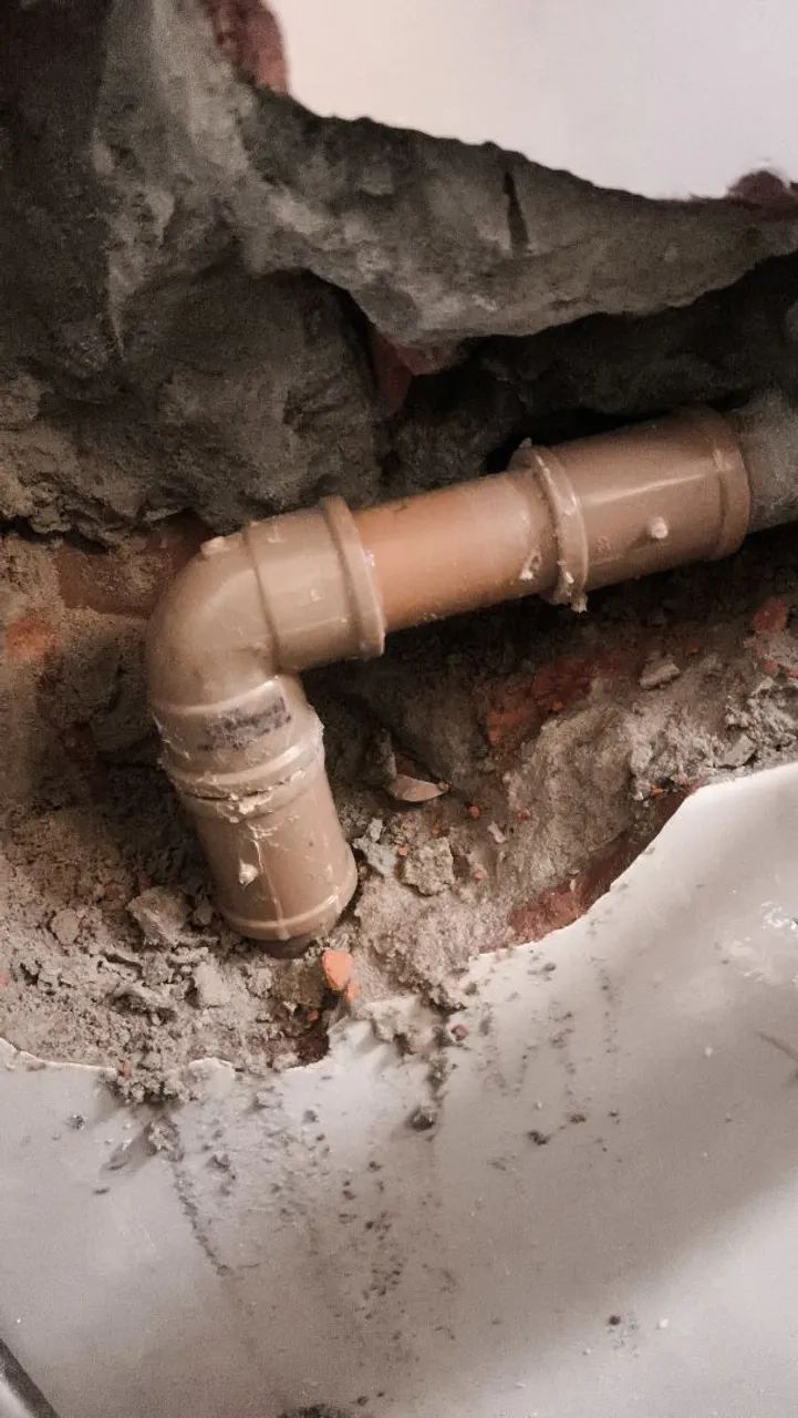 Caca Vazamentos com aparelho geofone e pressurização  - Foto 3