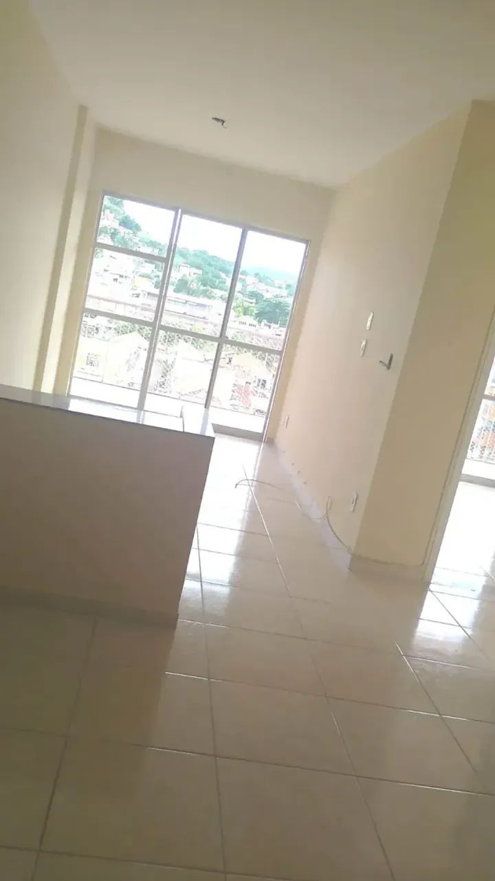 OPORTUNIDADE! Apartamento próximo de comércio e transportes!