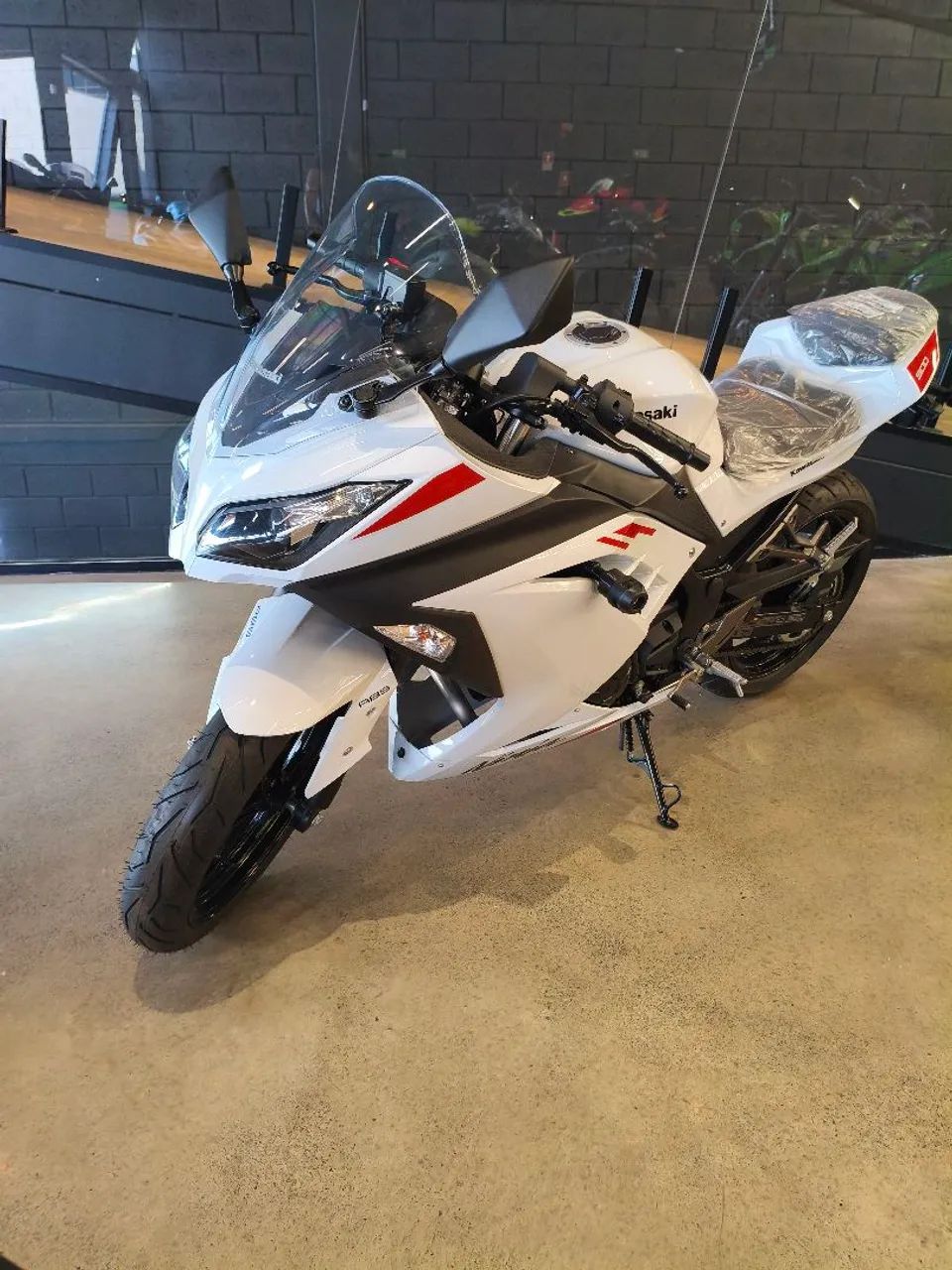 Ninja 300 - Foto 4
