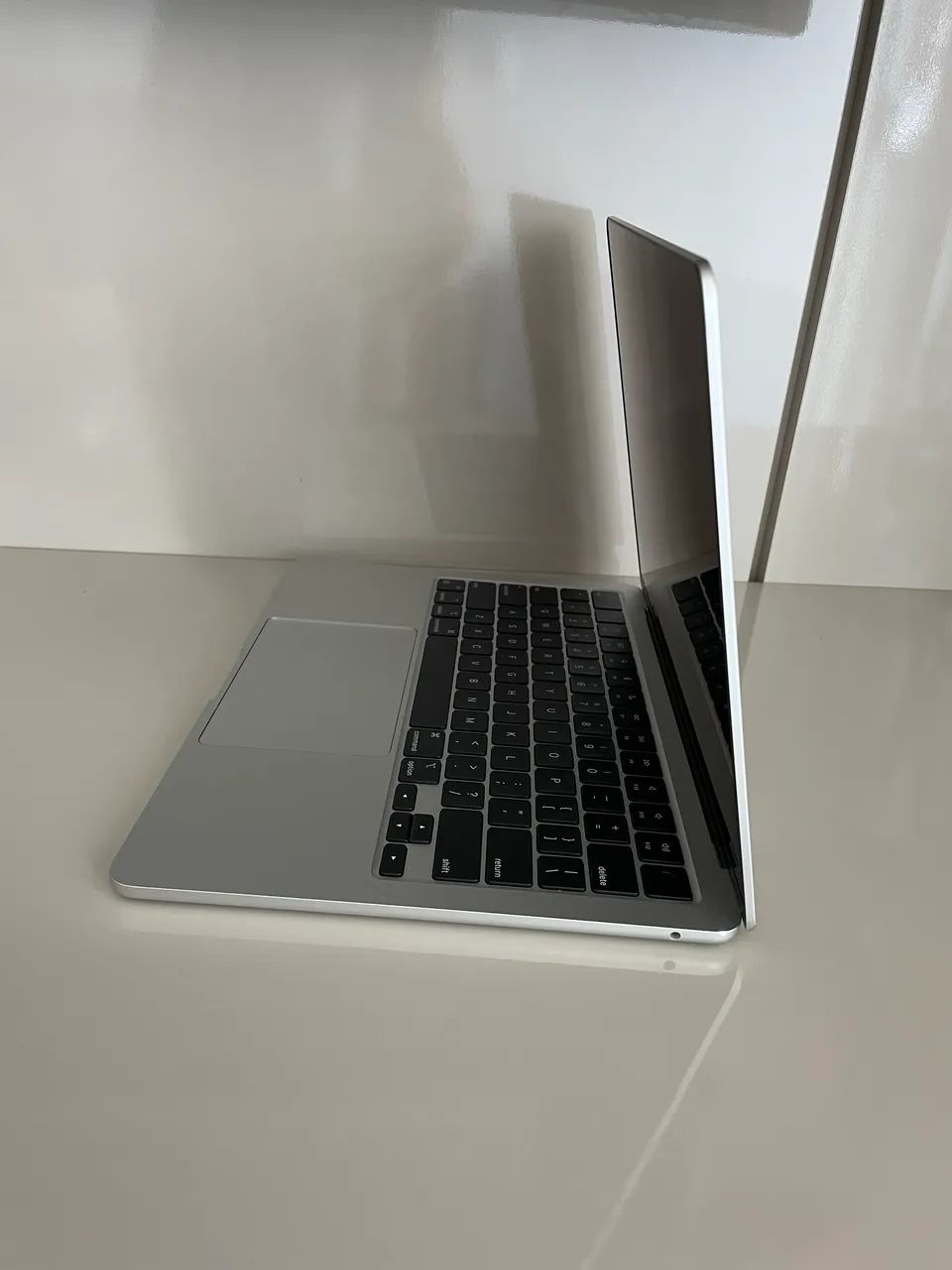 MacBook Air M2 2022- Apple 8GB ram 256GB ssd tamanho: 13,6