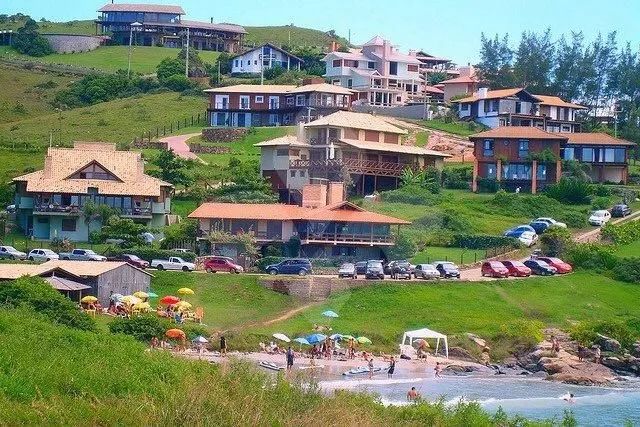 Casa com 8 dormitórios a Beira Mar na Praia da Vigia - Garopaba/SC - Foto 3
