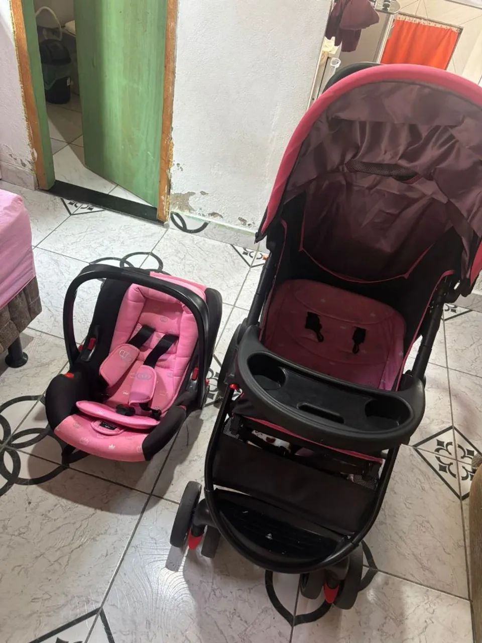 Carrinho de bebê menina  - Foto 3