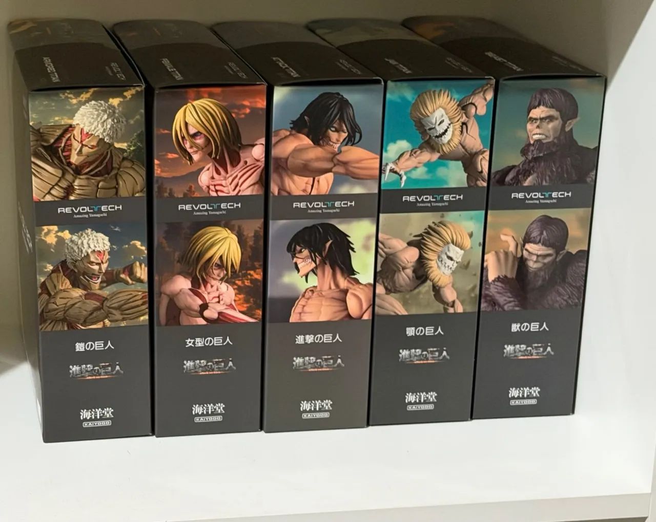 Coleção Todos 5 Revoltech Attack on Titan  - Foto 2
