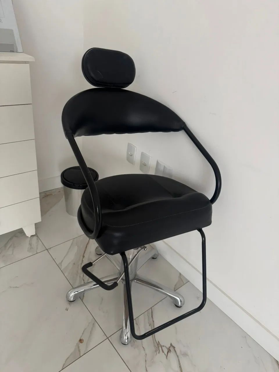 Cadeira de cabelo  - Foto 2