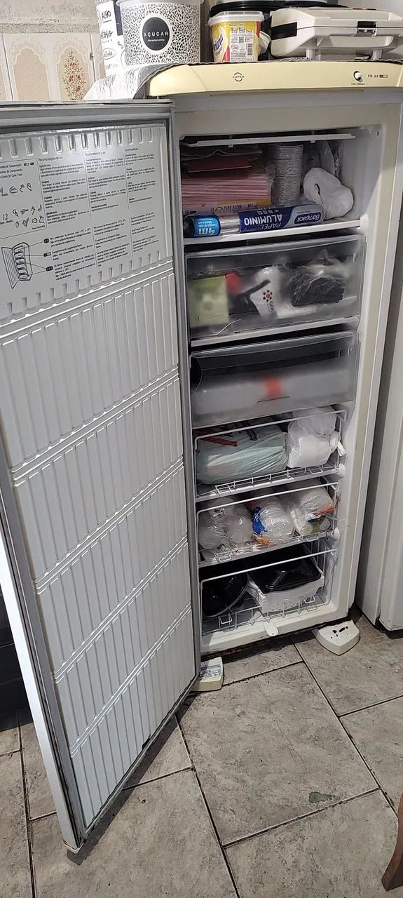 Freezer vertical 127volts