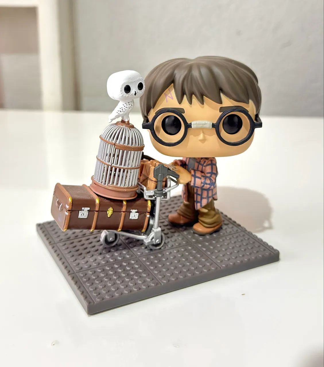 Funko Pop! Deluxe Harry Potter Pushing Trolley - 135 - Foto 2