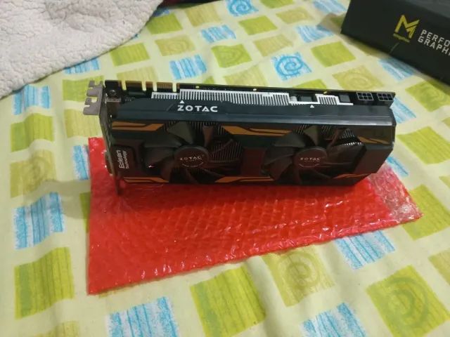 GTX 750 2 GB - Foto 2