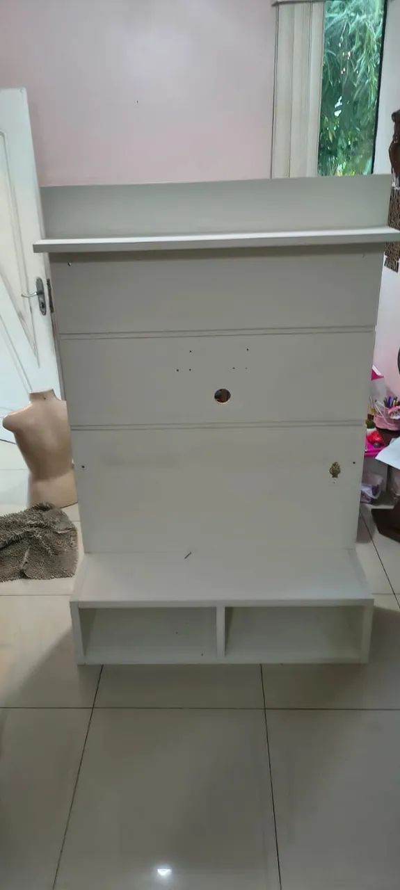 Rack suspenso branco mdf com painel