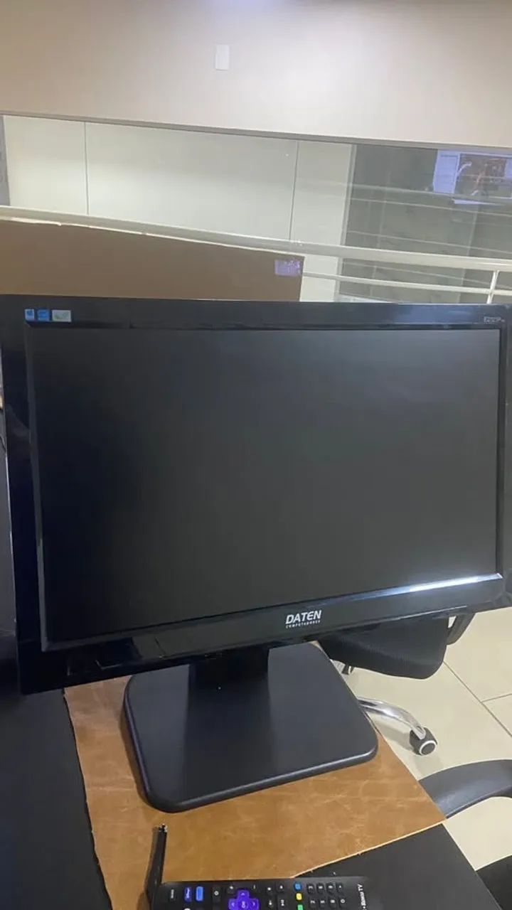 Monitor AOC 19,5 pol Horizontal e Vertical